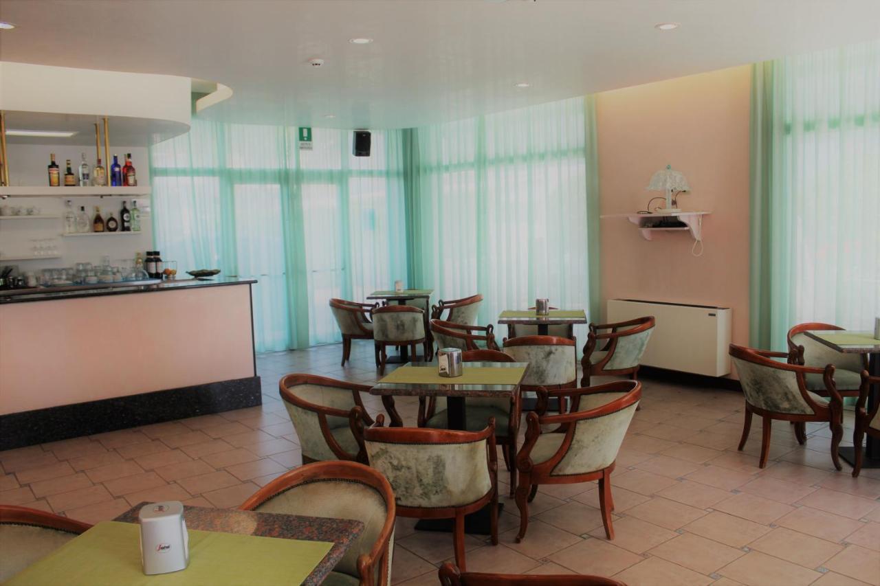 Hotel Palme Park & Beach Included Lido di Jesolo Exterior foto