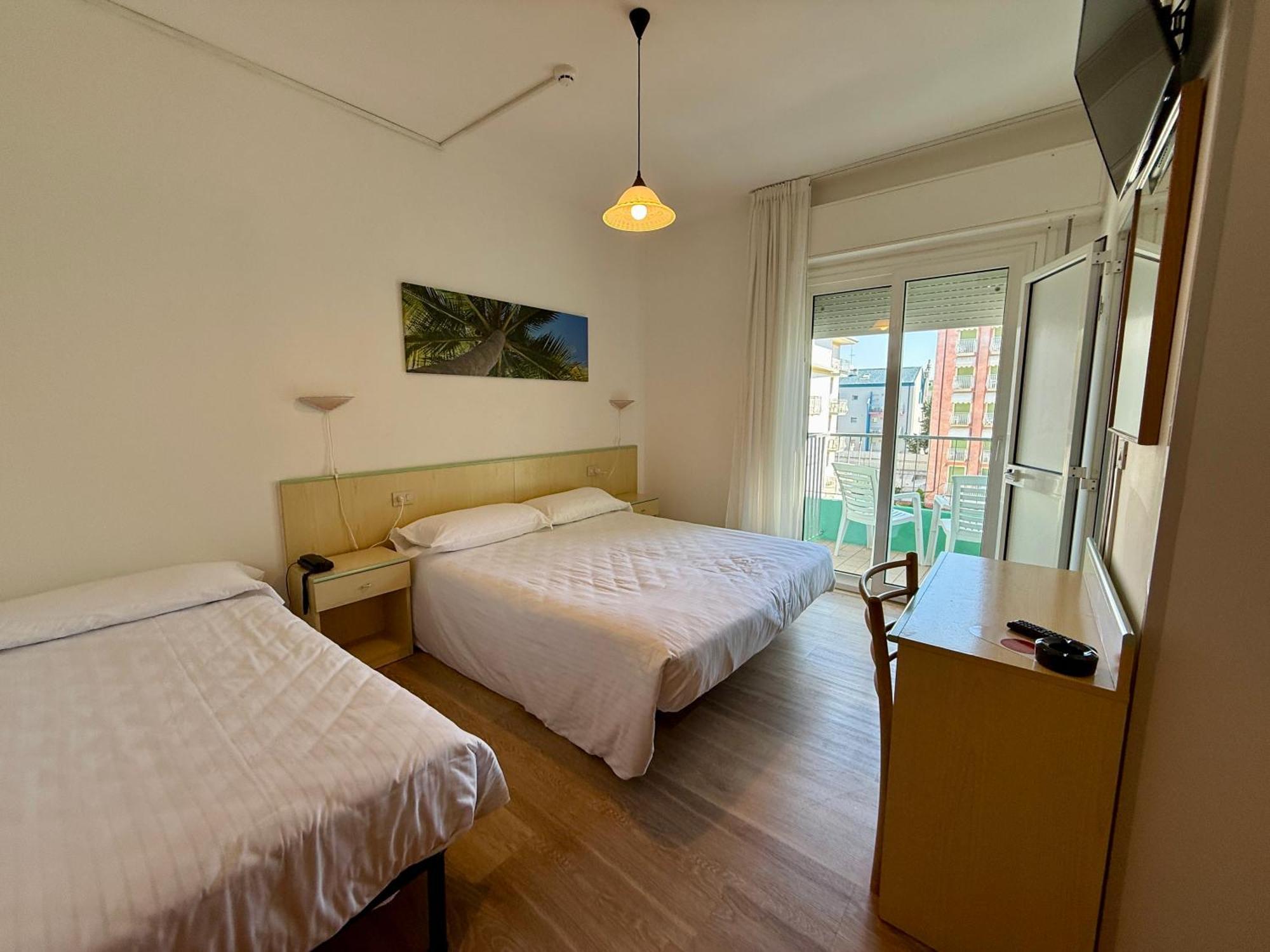 Hotel Palme Park & Beach Included Lido di Jesolo Exterior foto