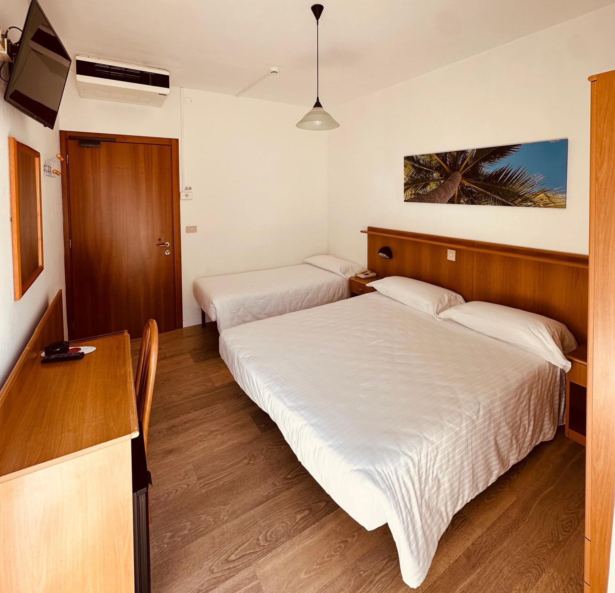 Hotel Palme Park & Beach Included Lido di Jesolo Exterior foto